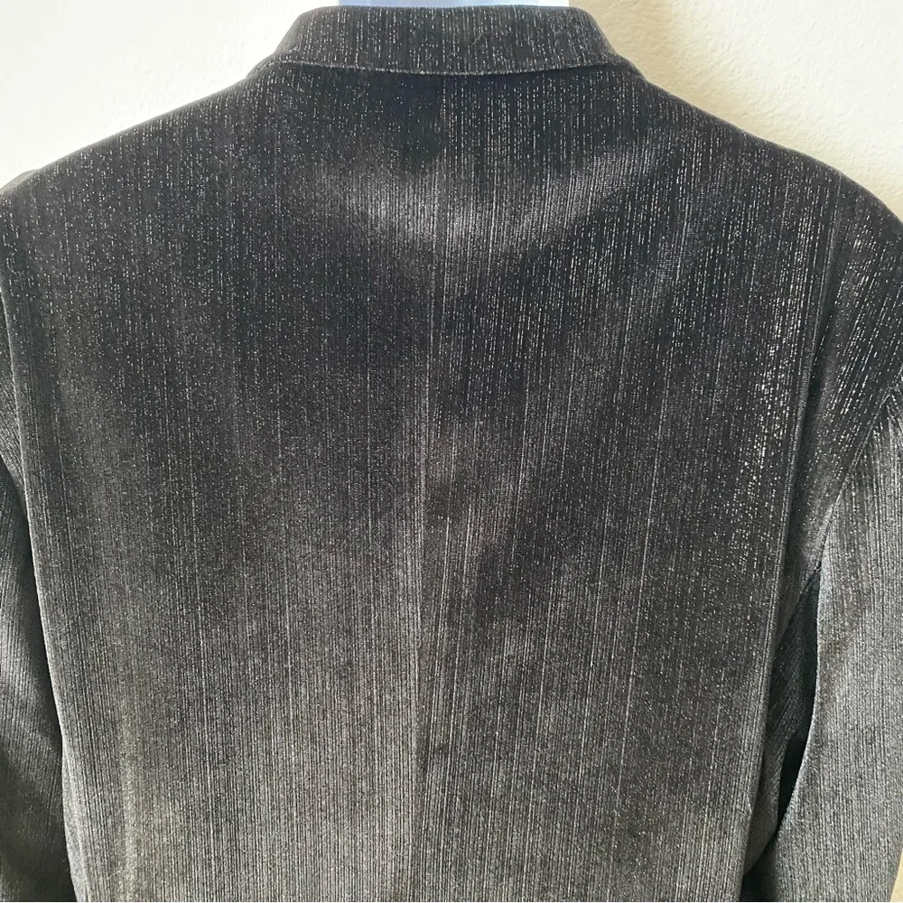 Mage Male, One Button Blazer, Subtle Glittery Finish with Collar Quiet Luxury